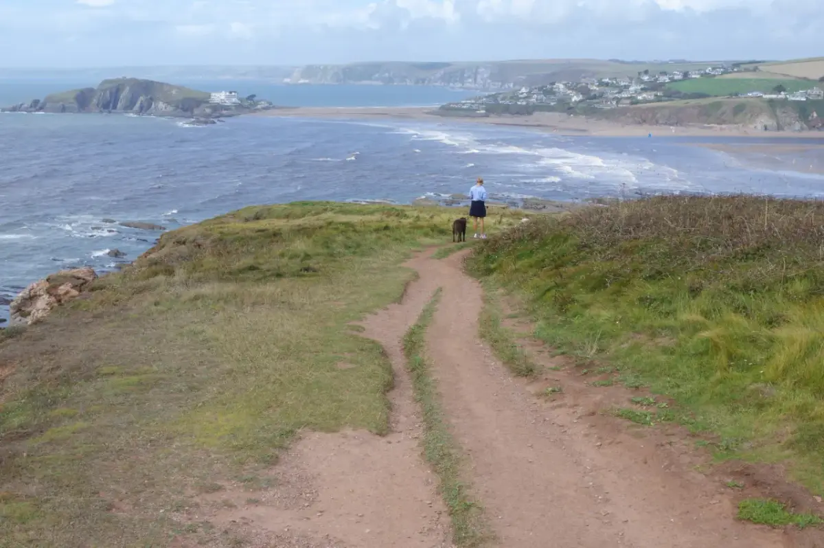 Coastal scene near Bantham, used as a representative image for Hope and Anchor Inn (rooms)