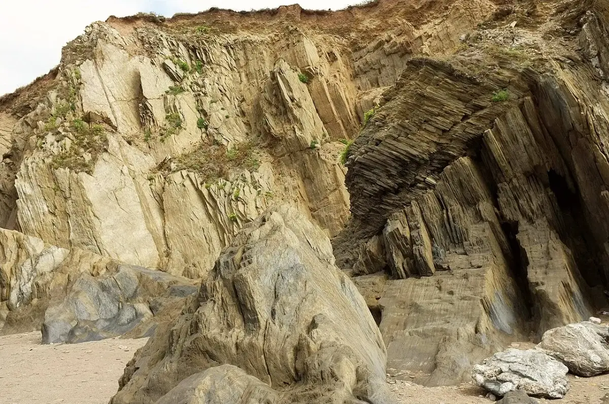 Coastal scene near Bantham, used as a representative location image for Hope and Anchor Inn (rooms)