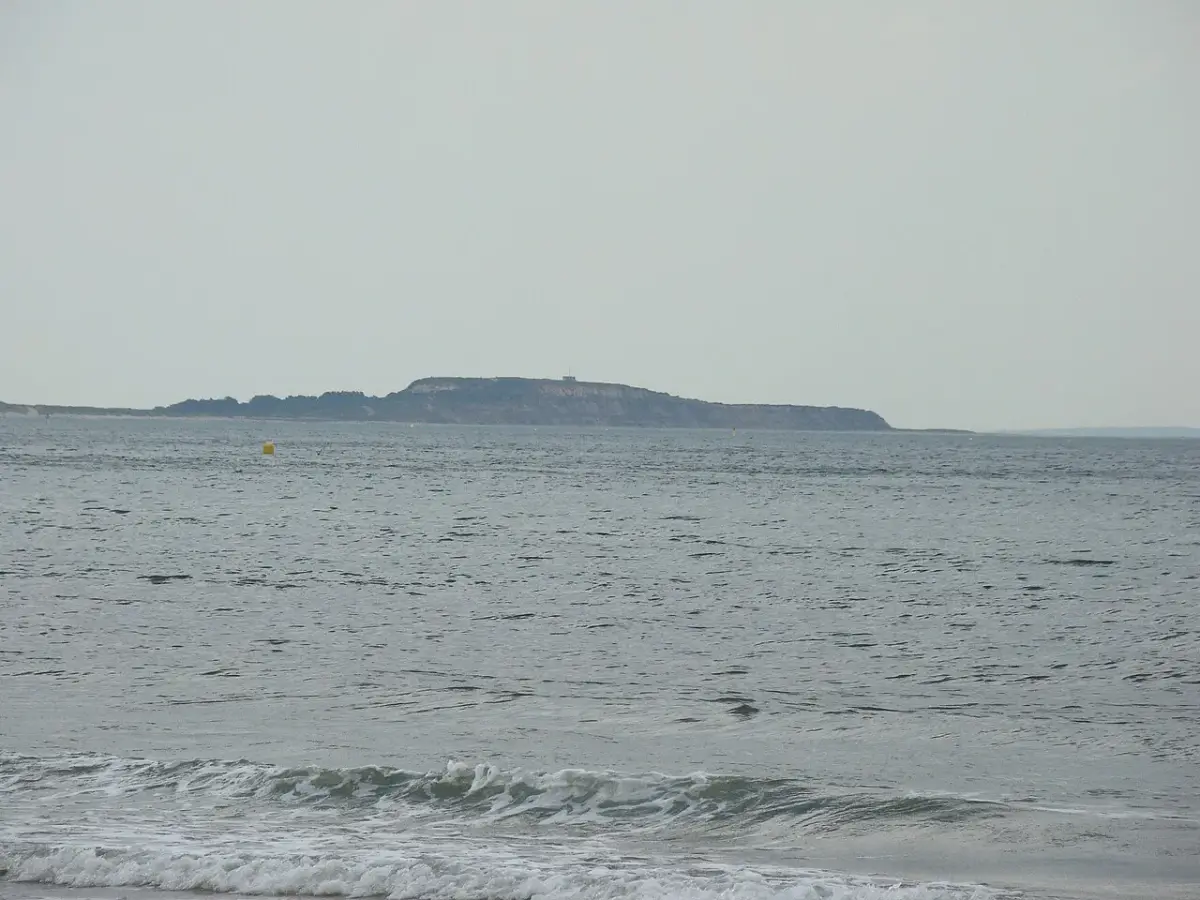Coastal scene near Bournemouth, used as a representative location image for Hotel Miramar