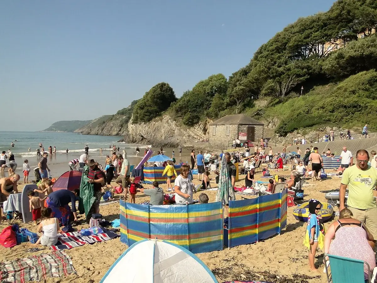Coastal scene near Caswell Bay, used as a representative location image for Tides Reach Guest House