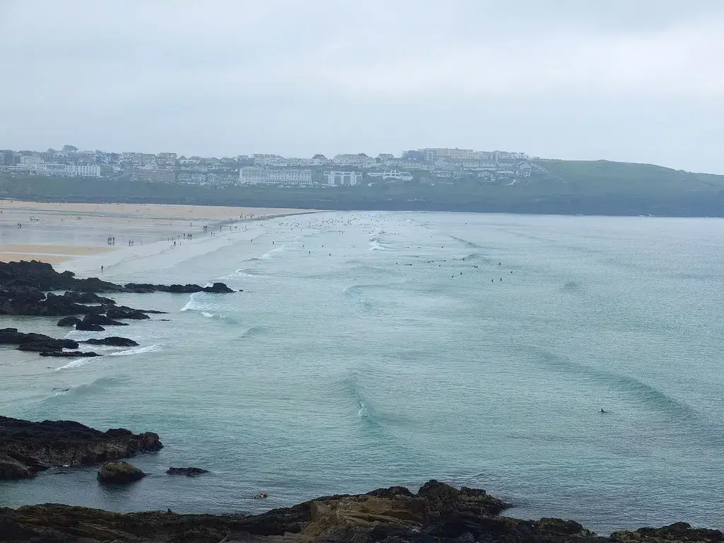 Coastal scene near Newquay, used as a representative location image for Porth Sands Penthouse