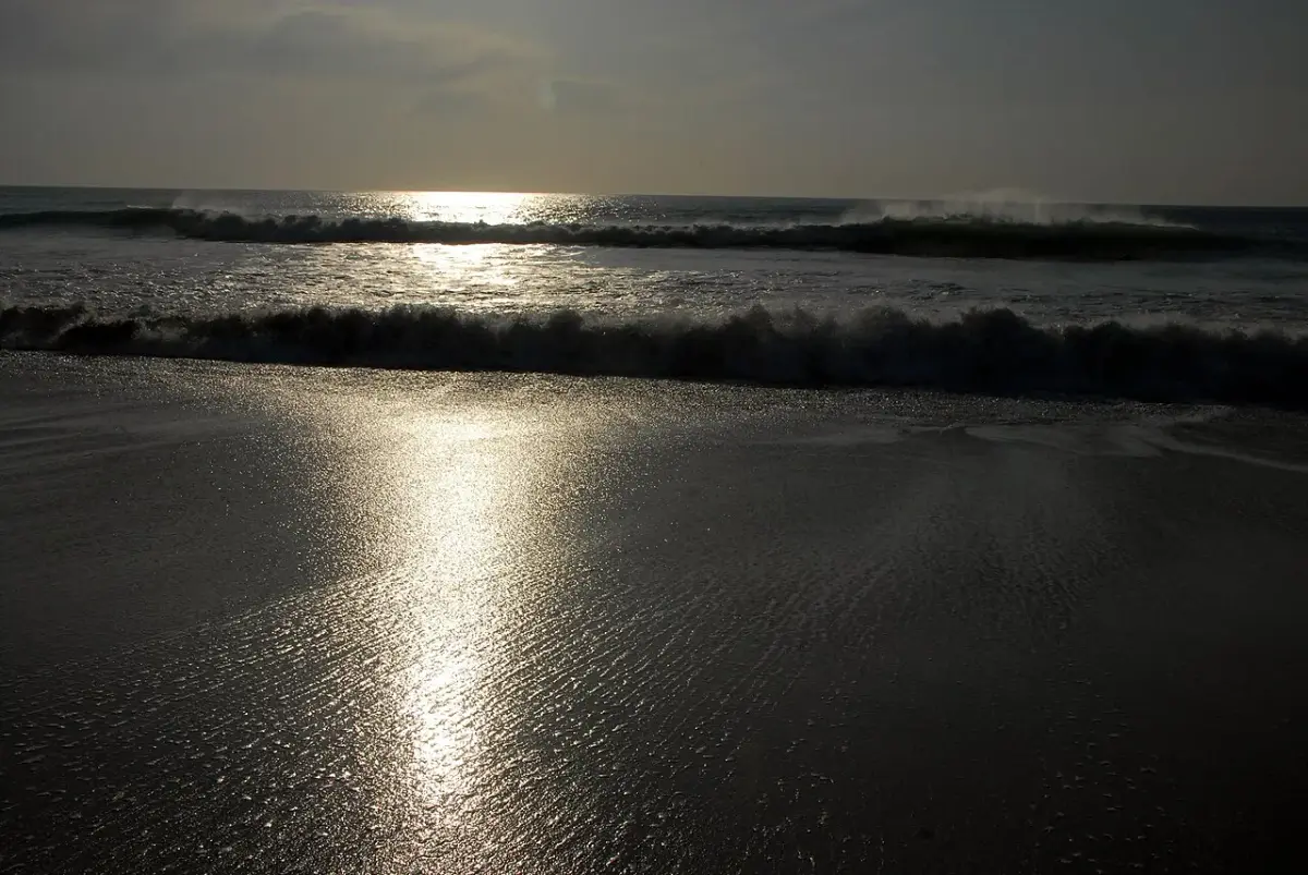 Coastal scene near Newquay, used as a representative image for Porth Veor Manor