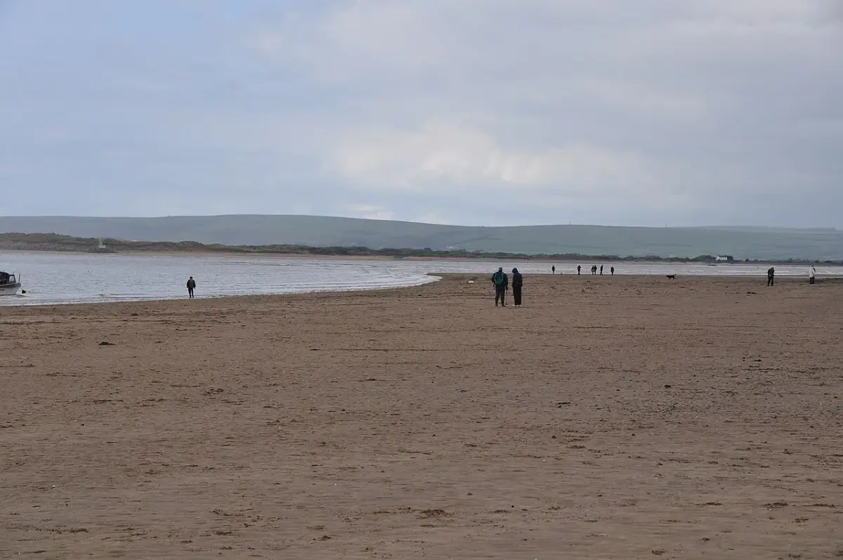 Coastal scene near Instow, used as a representative image for The Wayfarer Inn