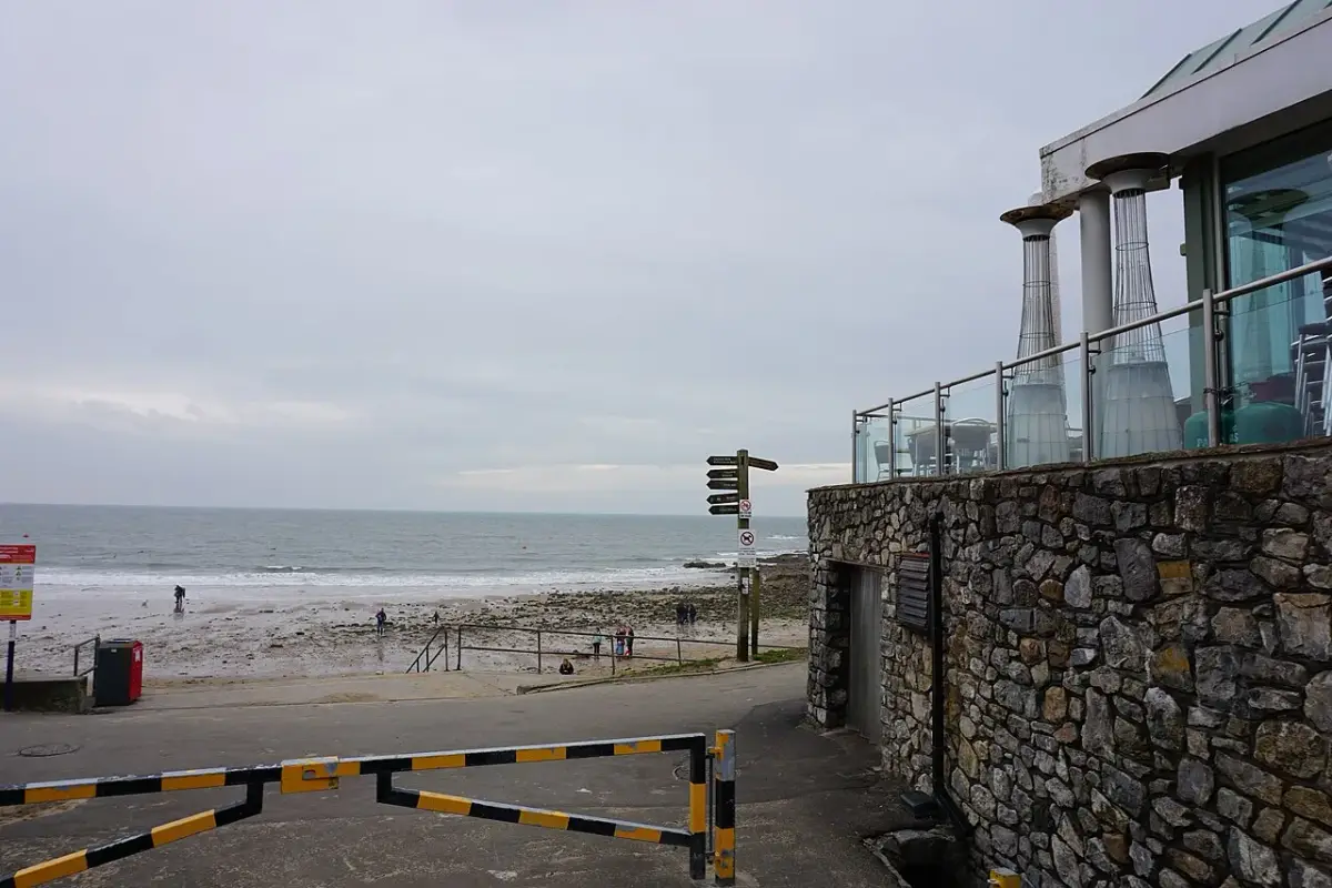 Coastal scene near Langland Bay, used as a representative image for Tides Reach Guest House