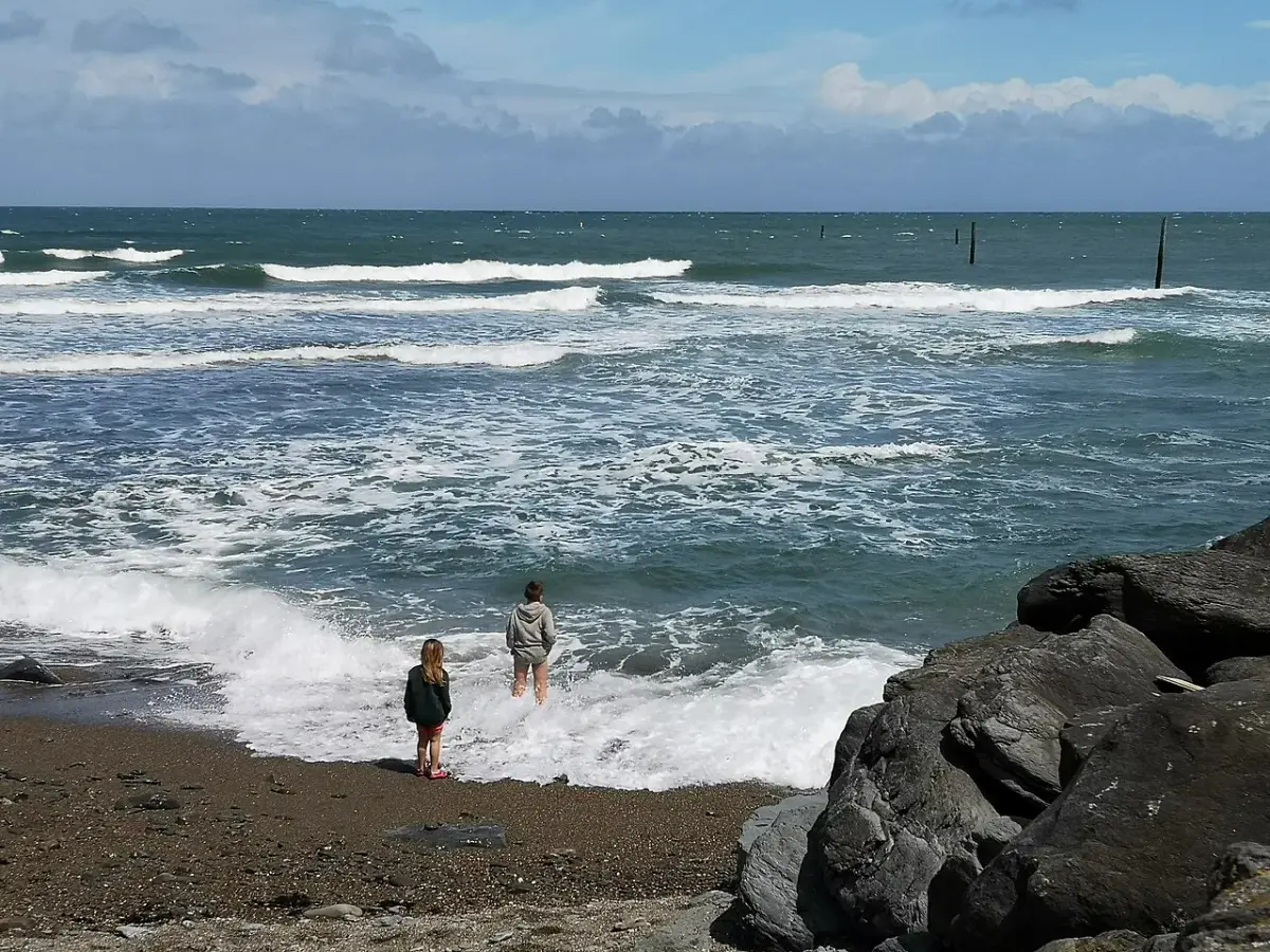 Coastal scene near Lynmouth, used as a representative location image for Martinhoe Cleave Cottages (Exmoor Hideaway)