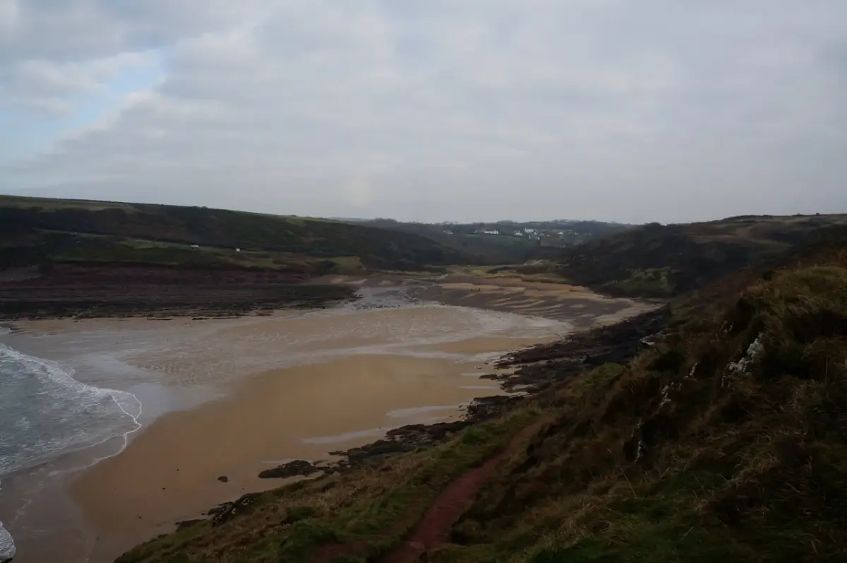Coastal scene near Manorbier, used as a representative image for Sea Breeze Beach House