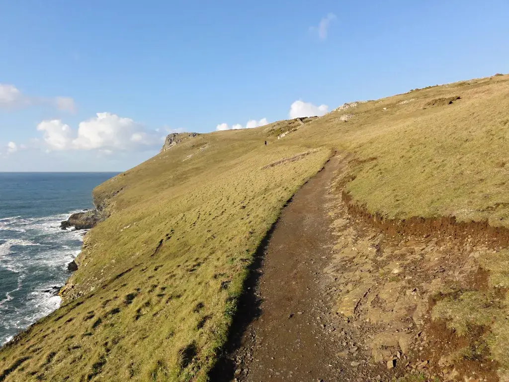Coastal scene near Trebarwith Strand, used as a representative image for The Port William