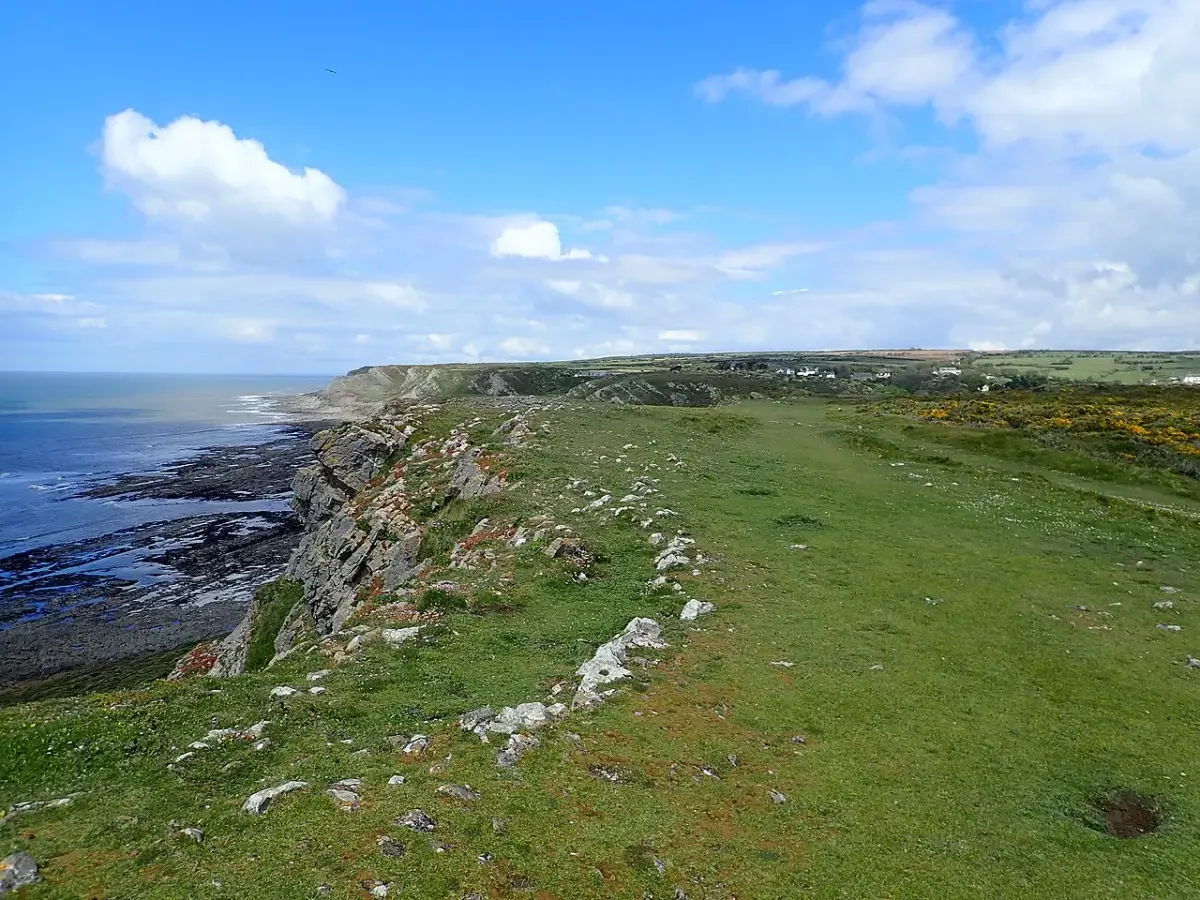 Coastal scene near Port Eynon, used as a representative image for Bank Farm Leisure