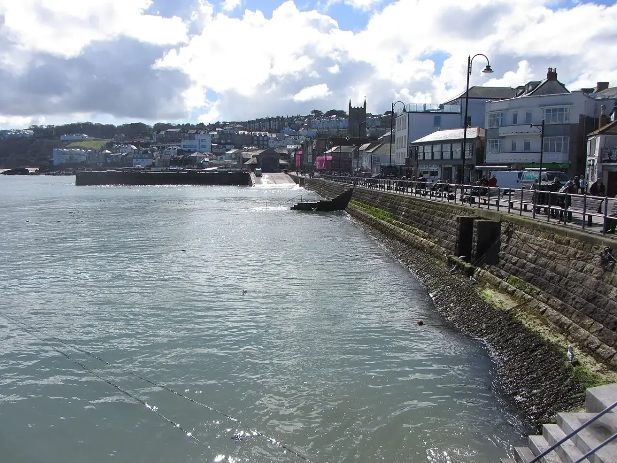 Coastal scene near St Ives, used as a representative location image for Carlill Guesthouse