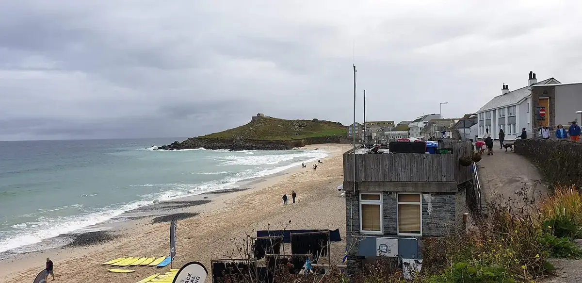 Coastal scene near St Ives, used as a representative image for Primrose Valley Hotel