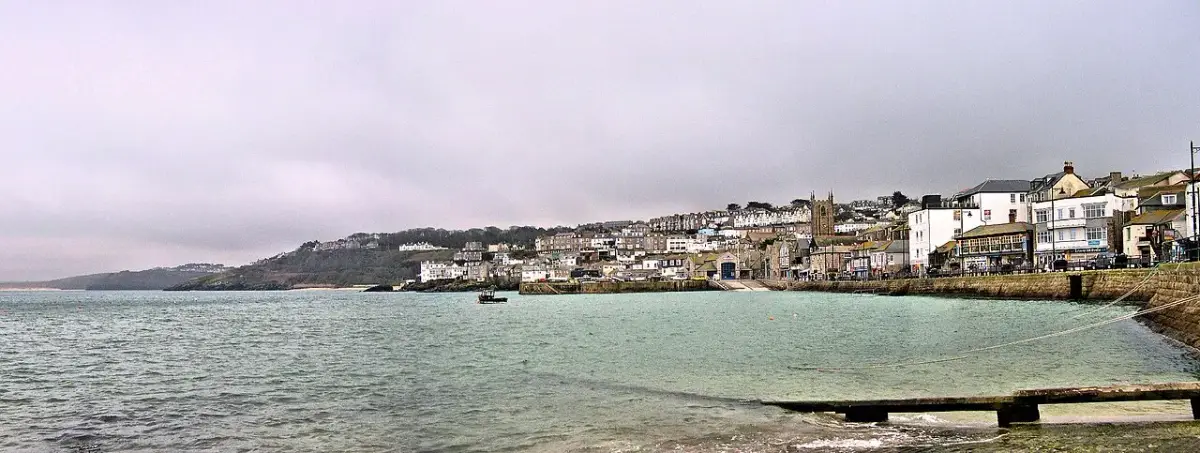 Coastal scene near St Ives, used as a representative image for Saltwater Guesthouse