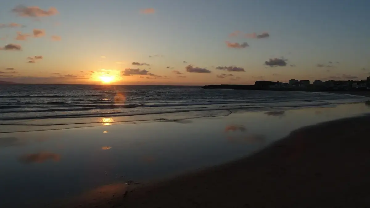 Coastal scene near Portrush West Strand, used as a representative image for Causeway Bay Guest Accommodation