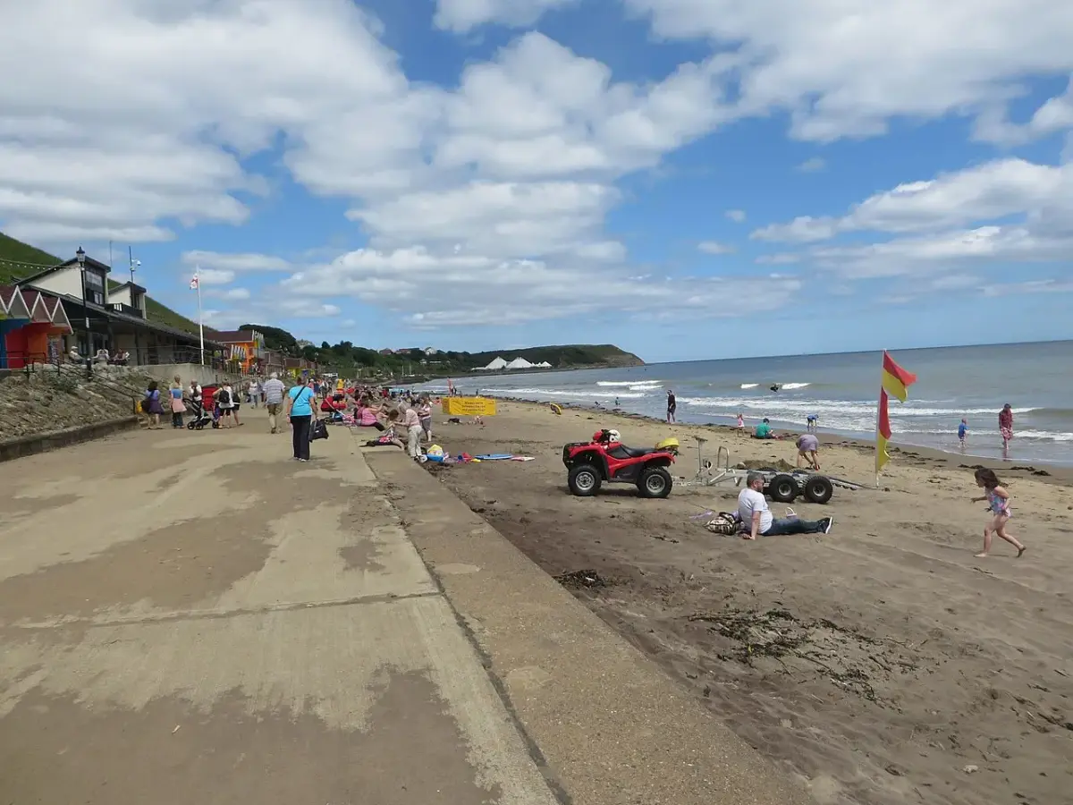 Coastal scene near Scarborough North Bay, used as a representative image for YHA Scarborough