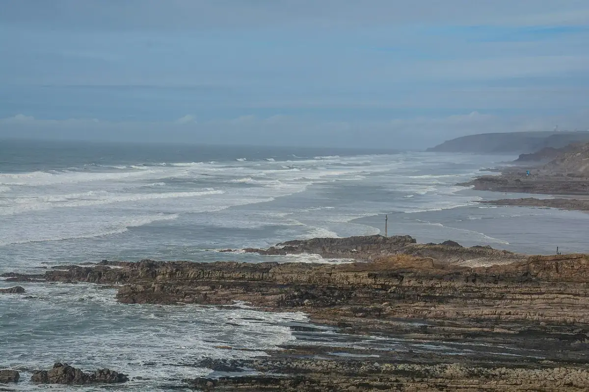 Coastal scene near Summerleaze Beach, used as a representative image for Elements Hotel