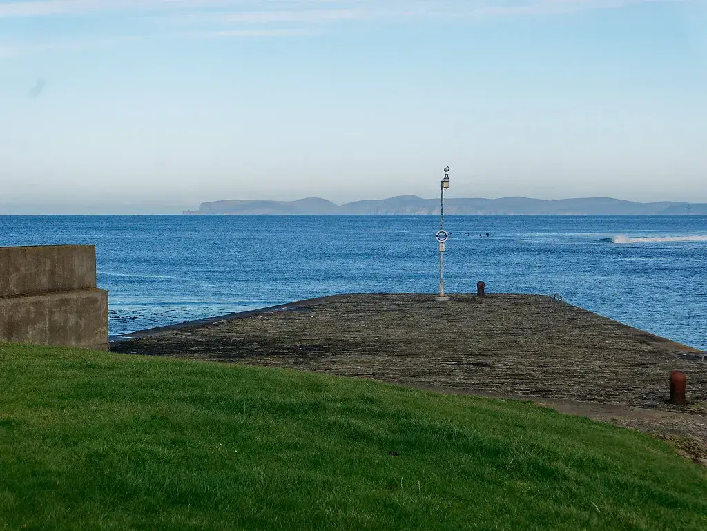 Coastal scene near Thurso East, used as a representative image for The Pentland Hotel