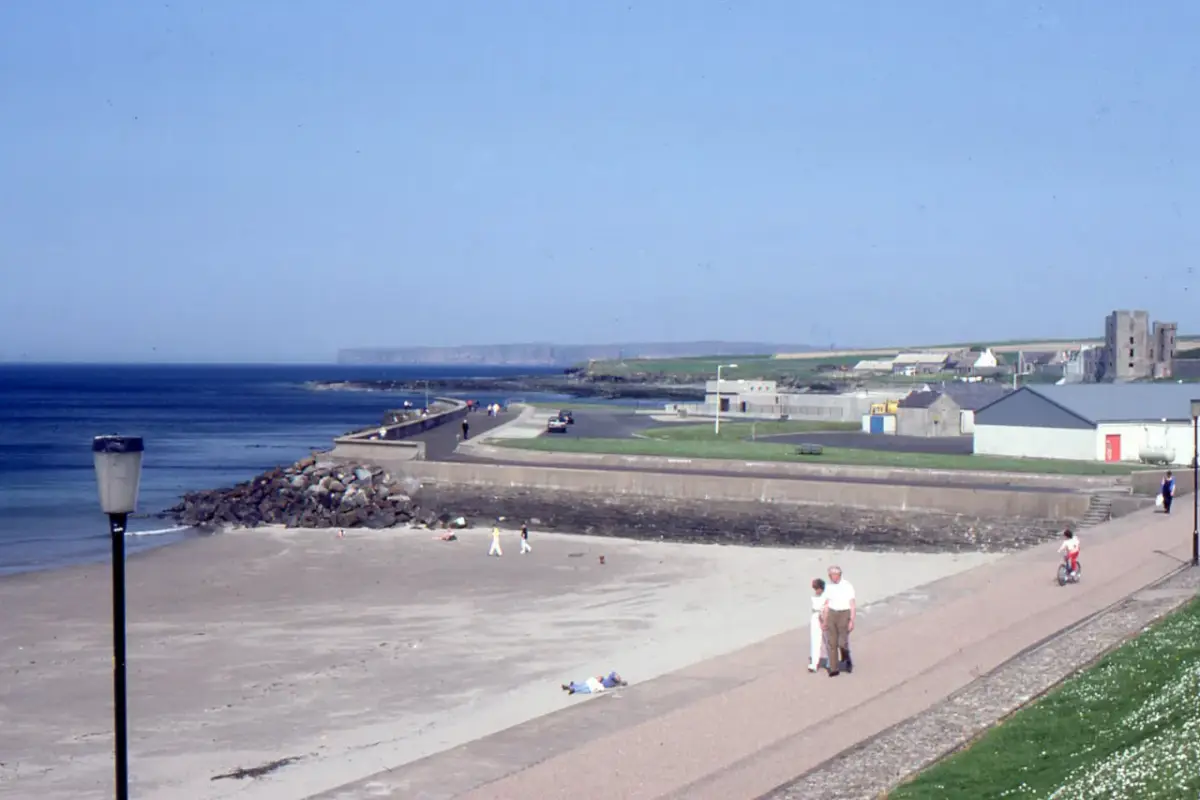 Coastal scene near Thurso East, used as a representative location image for Manor House Thurso