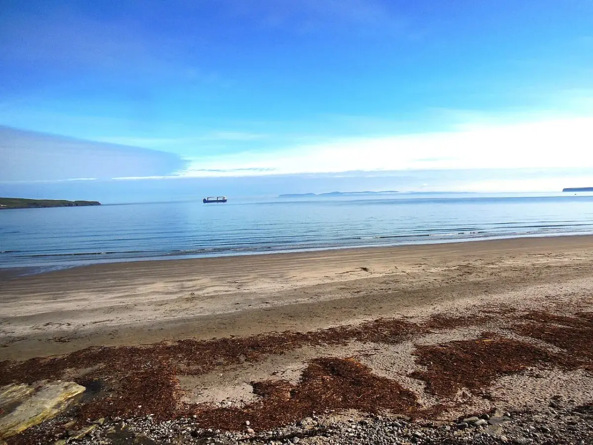 Coastal scene near Thurso East, used as a representative location image for Bed & Breakfast @ 4