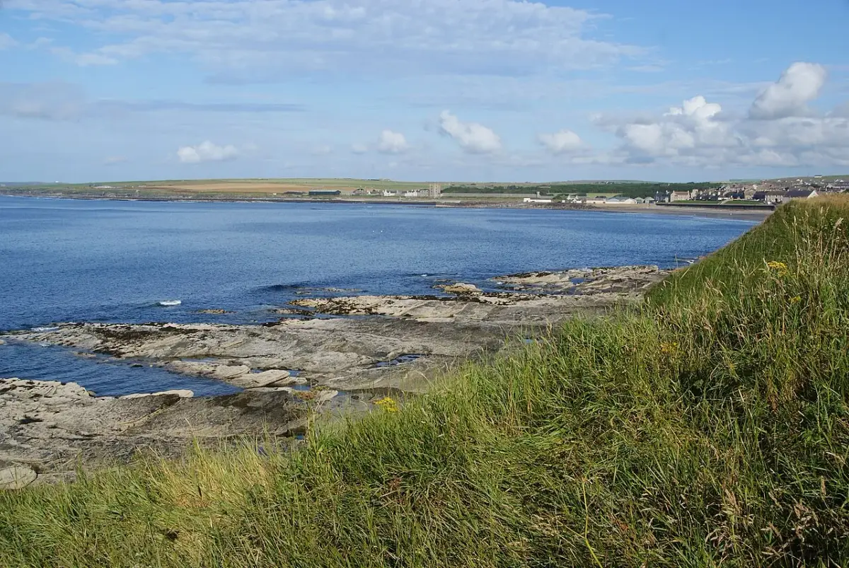 Coastal scene near Thurso Beach, used as a representative location image for Park Hotel