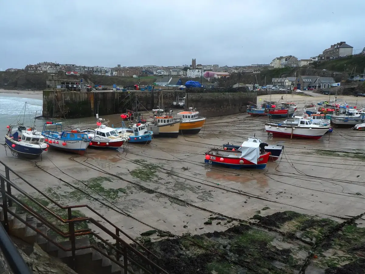 Coastal scene near Newquay, used as a representative location image for Sandy Lodge Hotel