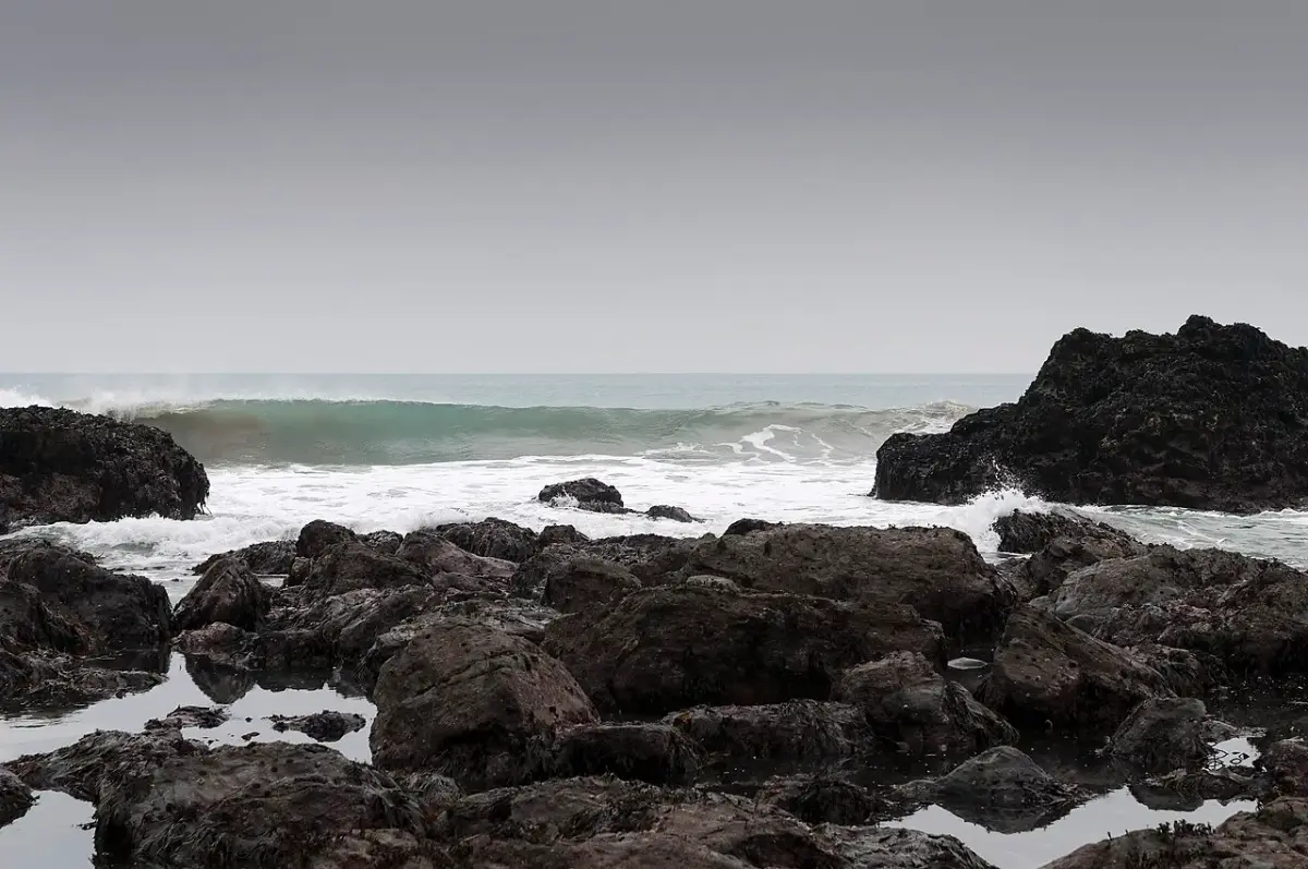 Coastal scene near St Agnes, used as a representative location image for Beacon Cottage Farm Touring Park