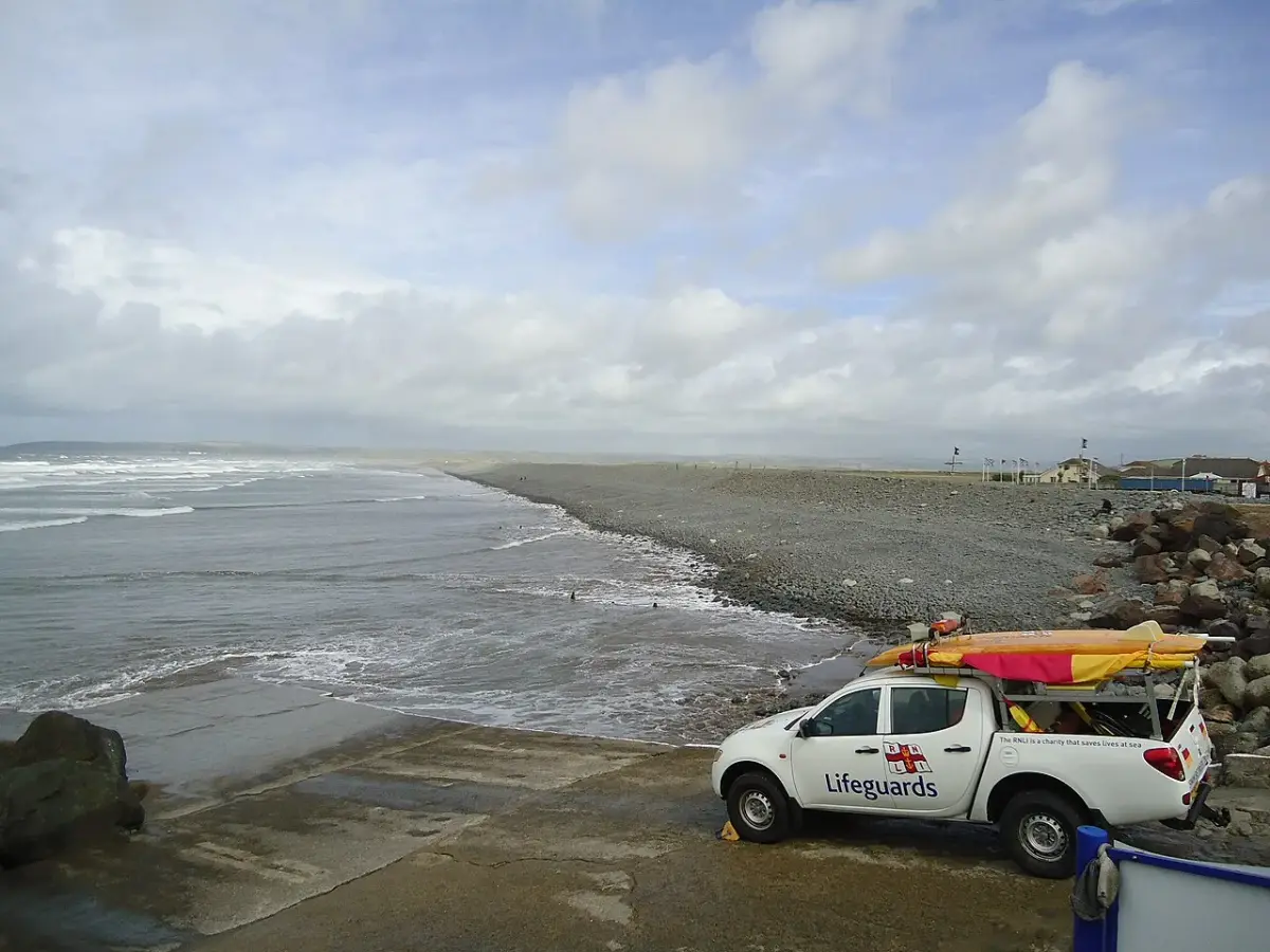 Coastal scene near Westward Ho!, used as a representative location image for Durrant House Hotel (Northam)