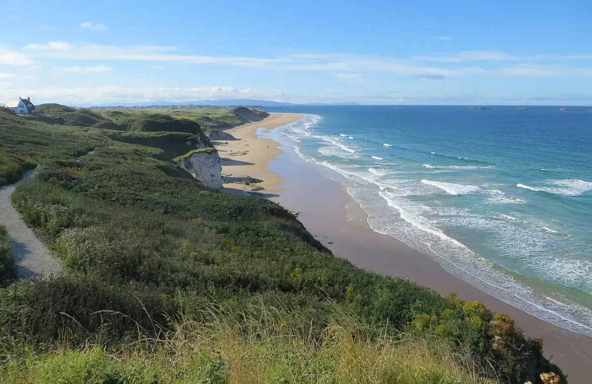 Coastal scene near Whiterocks, used as a representative location image for Royal Court Hotel