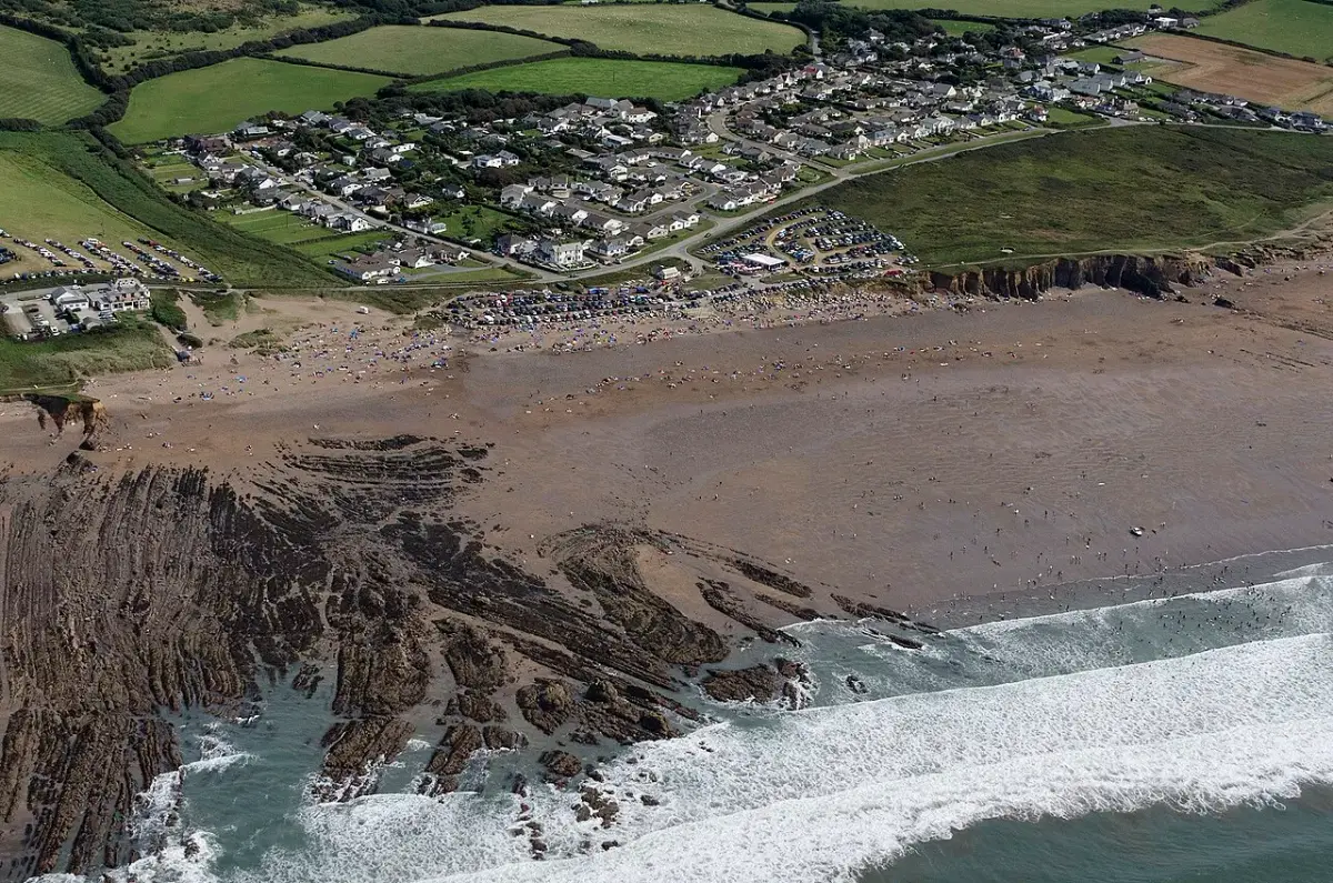 Coastal scene near Widemouth Bay, used as a representative image for The Weir Bistro and Hotel